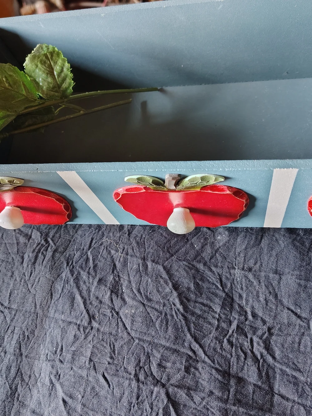 Bundle-Rustic Red Apple Wall Hook- And Apple Decorative 